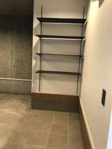 シューズクローク・玄関土間施工後2