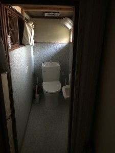 トイレ施工前1