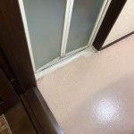 姫路市N様邸　洗面床補修及び浴室扉設置工事が完成しました！！