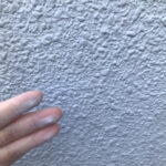 外壁の劣化のサイン「チョーキング現象」とは