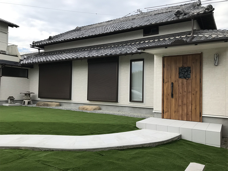 人工芝を施工した外構工事