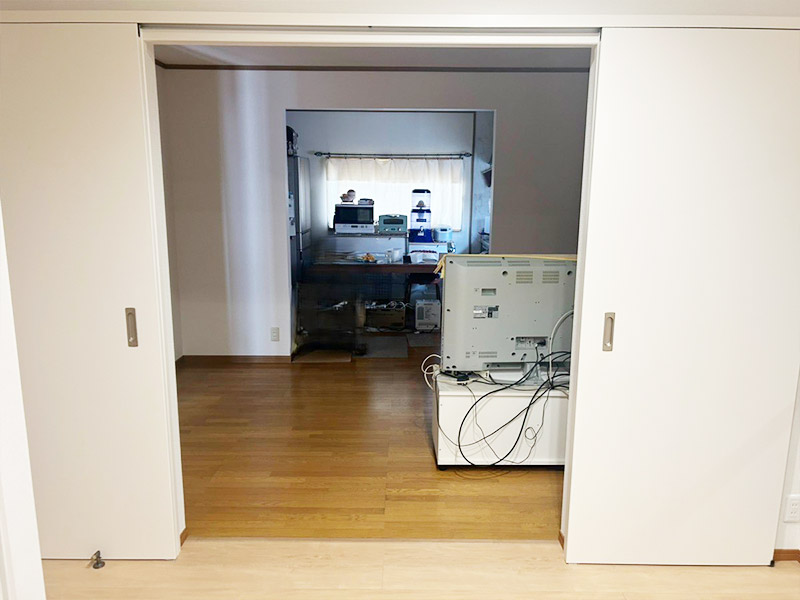 部屋間を開放的に出来ました。01