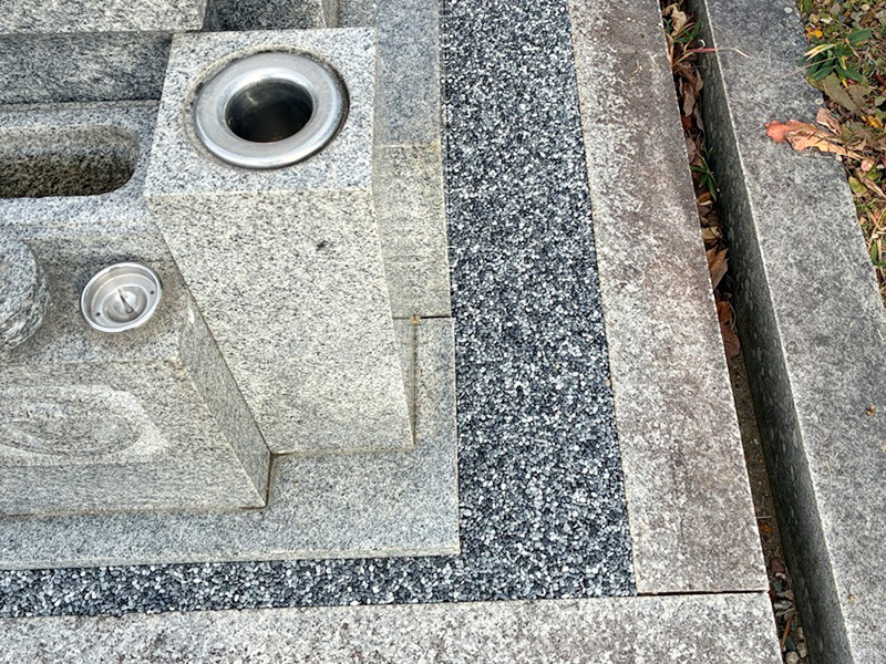 雑草も砂利の散らばりもない!02