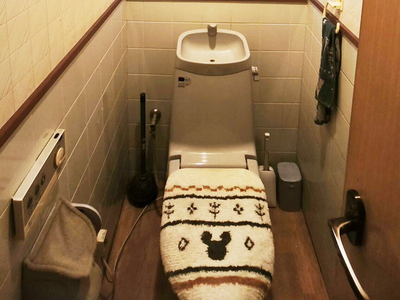 背面収納ですっきりしました01